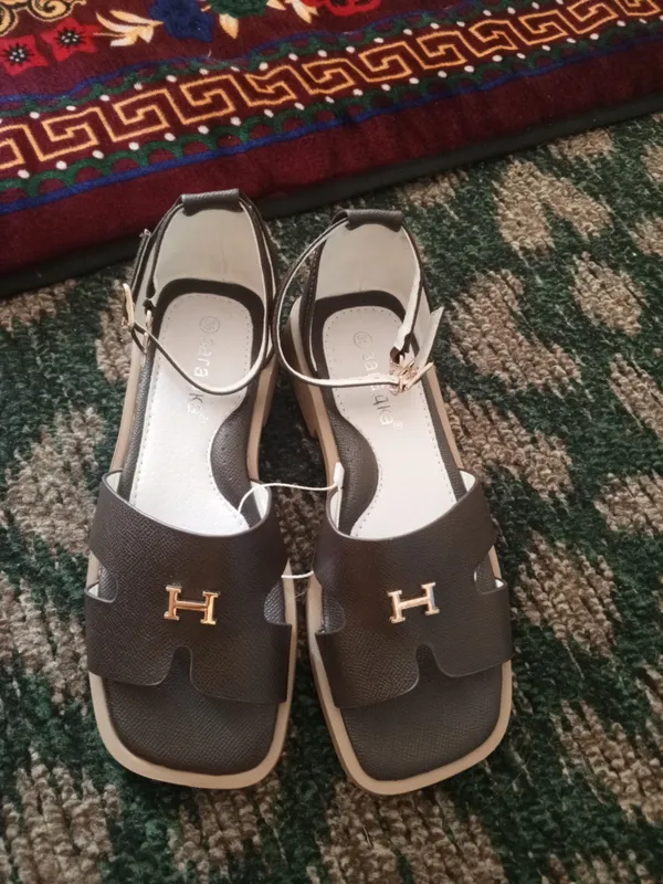 Босоножки Hermes, размер 36, новые, не ношеные
