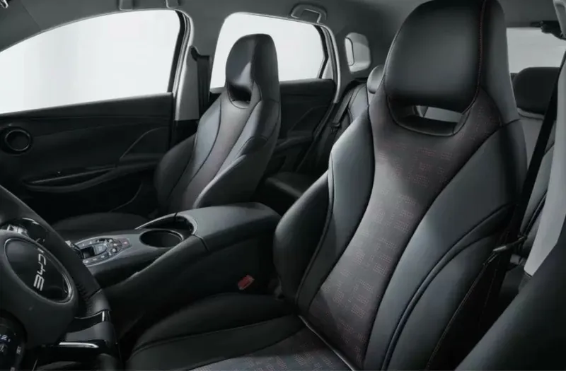 Аренда BYD E2 2025 года/ Сухая аренда/ Прокат — фото 2