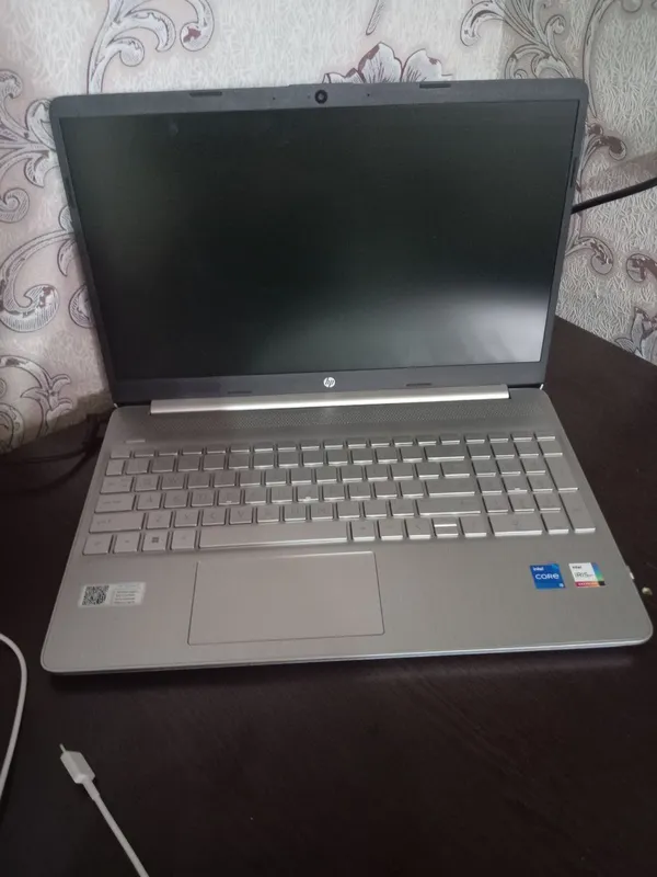 HP Noutbuk Sotiladi