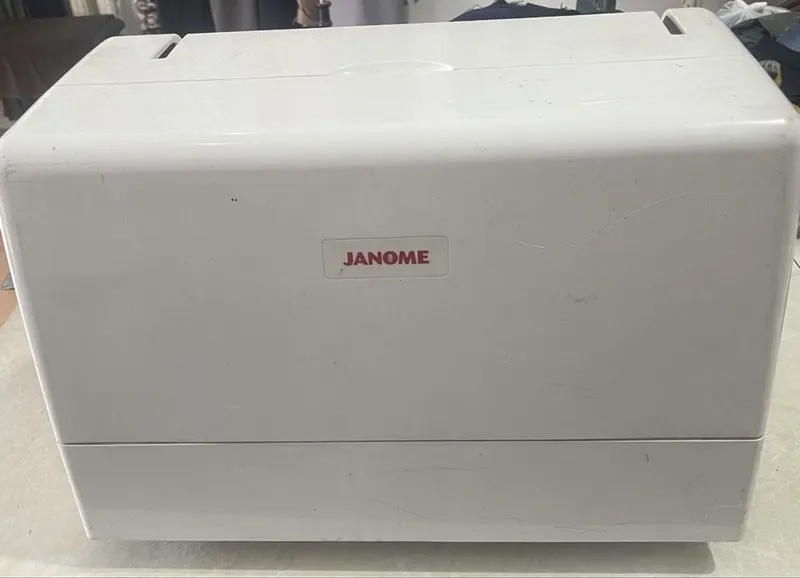 Janome E350 vishivka mashina sotiladi 3