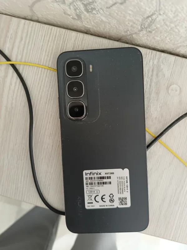 Продаётся Infinix hot 60i. Состояние идеальное. 2