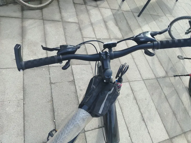 Velosped sotladi naxtga oladganla tel qlsin — фото 4