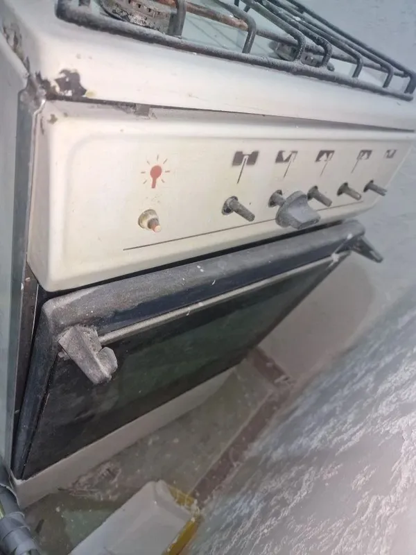 Газовая. плита — фото 2 Газовая. плита — фото 2