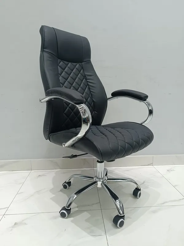 Darvin ofis kreslosi, 4