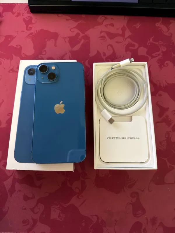 iPhone 13 | 256 GB | Blue | Емкость 74% 1 iPhone 13 | 256 GB | Blue | Емкость 74% 1