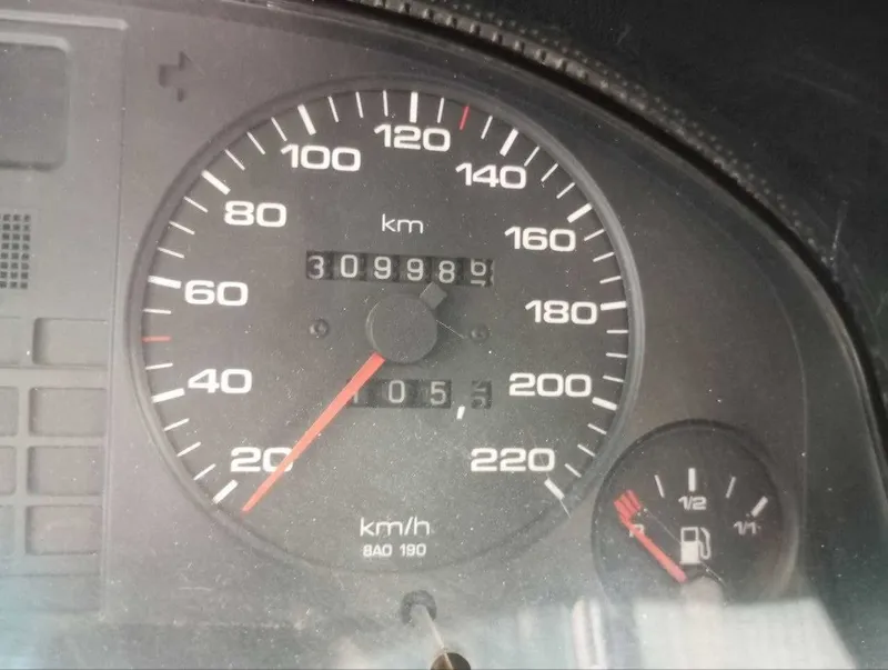 Срочно продаётся AUDI 80 B4 "Avant" - универсал 8