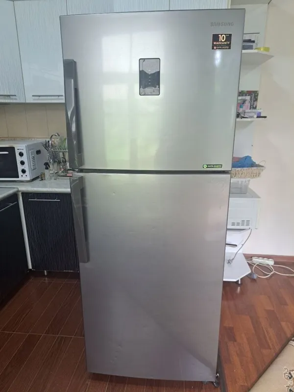Холодилник Samsung 363L