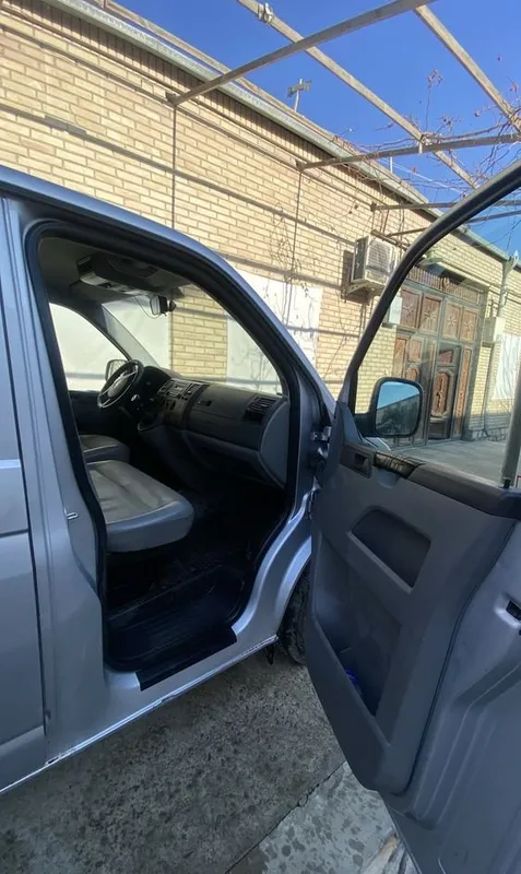 Volkswagen Tranportet T5 4